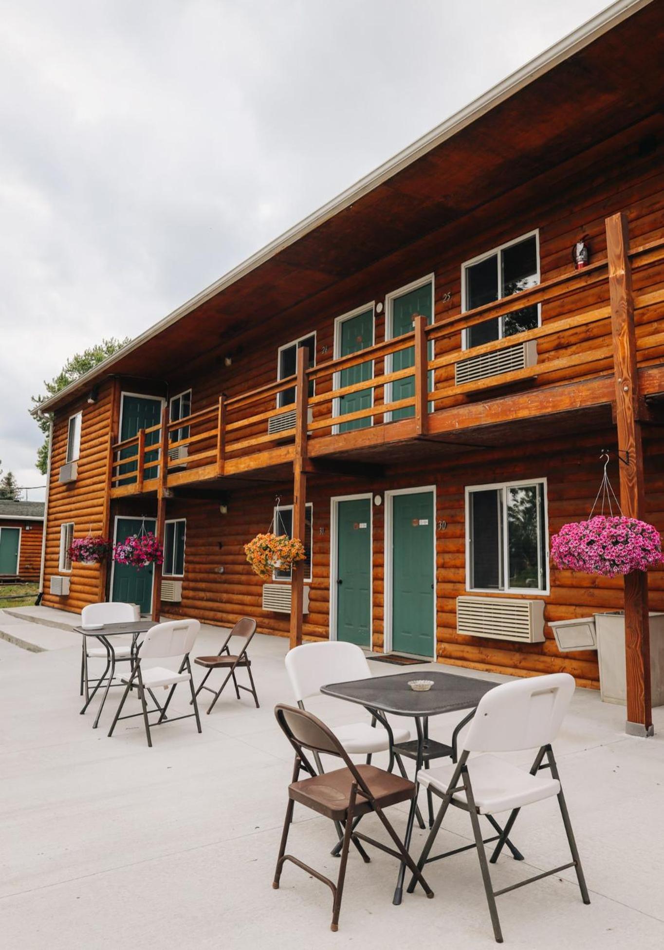 Okoboji Lodge Spirit Lake Экстерьер фото